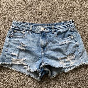 American Eagle distressed jean shorts